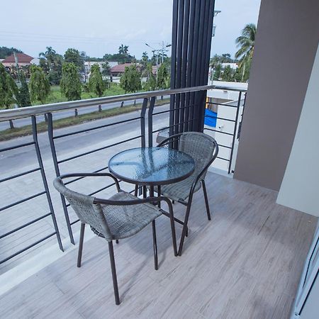Rovira Suites Dumaguete City Eksteriør bilde