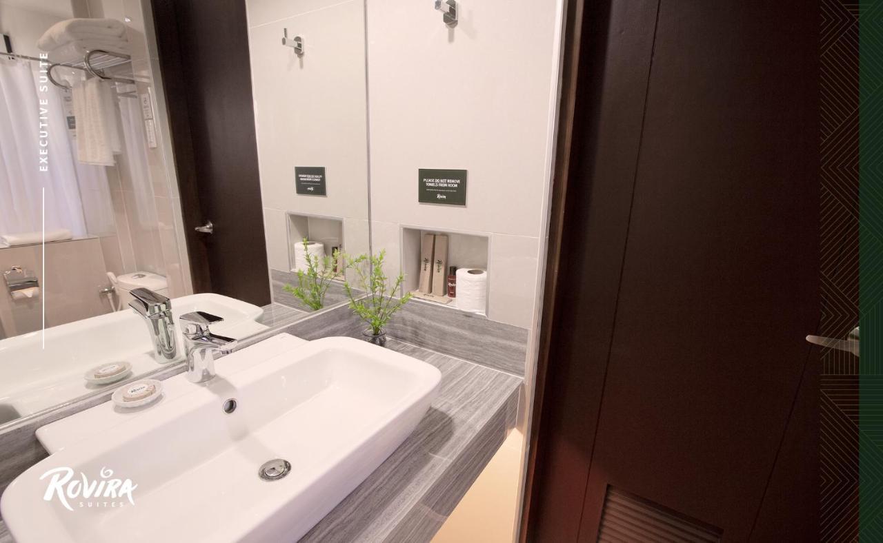 Rovira Suites Dumaguete City Eksteriør bilde
